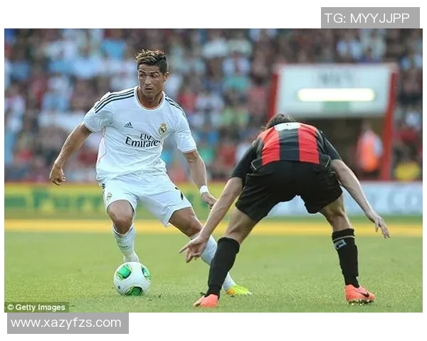 拉姆化身足球明星展现独特魅力与精彩瞬间的传奇之旅