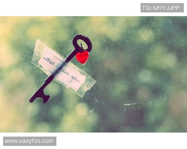 足球明星情侣浪漫壁纸精选展现爱与激情的完美瞬间