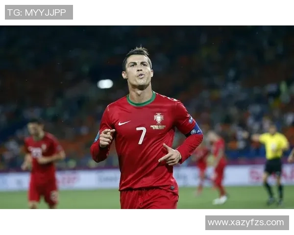 足球明星日常生活高清壁纸分享让你感受球场外的魅力与风采